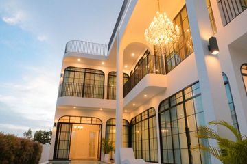 5 Bedroom House for sale in Sattahip, Chonburi