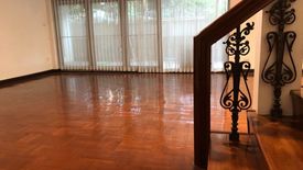 3 Bedroom House for rent in Khlong Toei Nuea, Bangkok near Airport Rail Link Makkasan