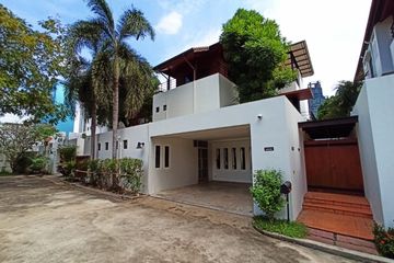 4 Bedroom House for rent in Khlong Tan Nuea, Bangkok