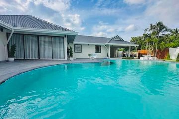 3 Bedroom Villa for sale in Pong, Chonburi