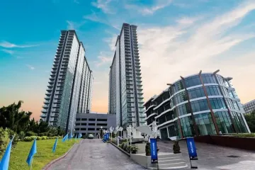 2 Bedroom Condo for sale in The Twin Tower Jomtien, Nong Prue, Chonburi