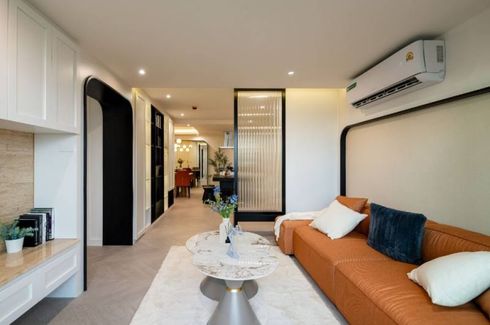 3 Bedroom Condo for sale in Khlong Tan Nuea, Bangkok