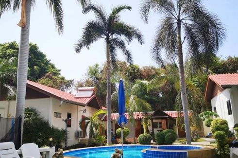 Hotel / Resort for sale in Pratumnak Soi 4 Townhouse, Nong Prue, Chonburi