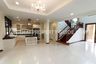 5 Bedroom House for rent in Narasiri Pattanakarn-Srinakarin, Suan Luang, Bangkok near MRT Khlong Kalantan