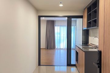 2 Bedroom Condo for sale in Chom Phon, Bangkok near BTS Ladphrao Intersection