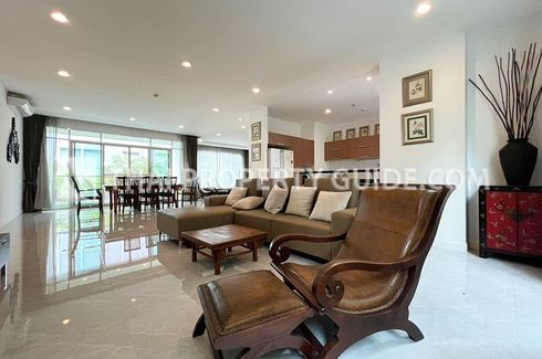 4 Bedroom Apartment for rent in Khlong Toei Nuea, Bangkok near MRT Sukhumvit