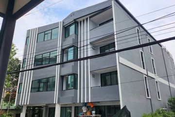 32 Bedroom Hotel / Resort for sale in Nong Pa Khrang, Chiang Mai