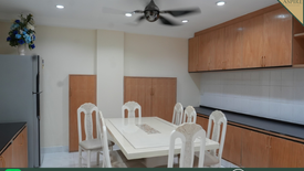 3 Bedroom Office for rent in Phra Khanong Nuea, Bangkok