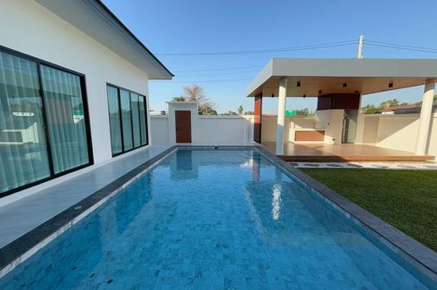 3 Bedroom Villa for sale in Mabprachan Village, Pong, Chonburi