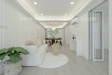 4 Bedroom Townhouse for sale in Khlongtan Nivet, Khlong Tan Nuea, Bangkok near Airport Rail Link Ramkhamhaeng