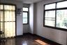 12 Bedroom House for sale in Phra Khanong Nuea, Bangkok near BTS Ekkamai