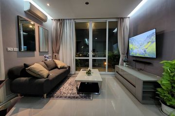 2 Bedroom Condo for sale in Huai Khwang, Bangkok