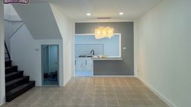 3 Bedroom Townhouse for sale in Mueang, Chonburi