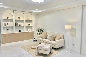 3 Bedroom Townhouse for sale in Mae Hia, Chiang Mai
