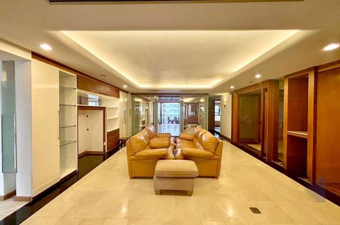 4 Bedroom Condo for sale in Khlong Toei Nuea, Bangkok near MRT Sukhumvit