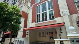 4 Bedroom Townhouse for sale in Baan Klang Krung British Town Thonglor, Khlong Tan Nuea, Bangkok