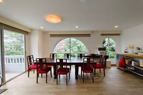 4 Bedroom Townhouse for sale in Kiarti Thanee City Mansion, Khlong Toei Nuea, Bangkok near BTS Asoke