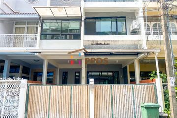 3 Bedroom Condo for rent in Khlong Tan Nuea, Bangkok near BTS Phrom Phong