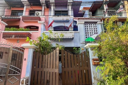 4 Bedroom Townhouse for sale in Nong Bon, Bangkok near MRT Suan Luang Ro 9