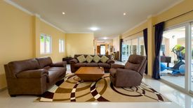 3 Bedroom Villa for rent in Na Jomtien, Chonburi