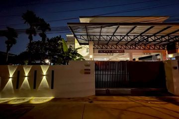 3 Bedroom House for rent in Na Kluea, Chonburi