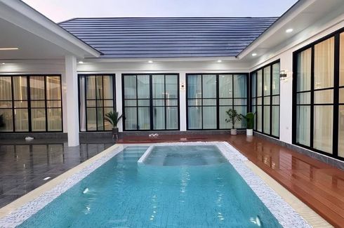 2 Bedroom Condo for sale in Pong, Chonburi