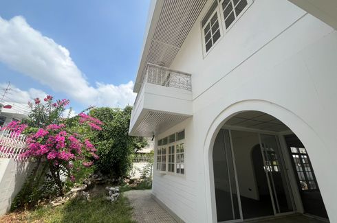 4 Bedroom House for rent in Thung Maha Mek, Bangkok