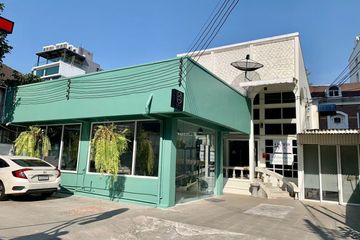 House for sale in Khlong Tan Nuea, Bangkok near BTS Phrom Phong