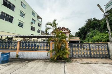 3 Bedroom House for sale in Surasak, Chonburi