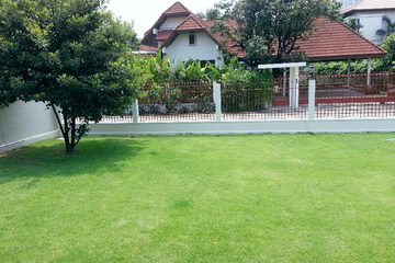 4 Bedroom House for rent in Phra Khanong Nuea, Bangkok