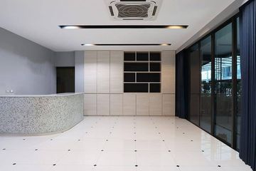 5 Bedroom Townhouse for sale in DISTRICT Ekkamai-Ramintra, Nuan Chan, Bangkok