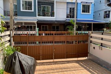 4 Bedroom Townhouse for sale in Suan Luang, Bangkok