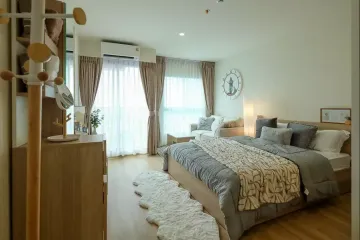1 Bedroom Condo for sale in Lumpini Ville Charan - Fai Chai, Ban Chang Lo, Bangkok near MRT Charan 13