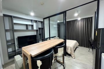 1 Bedroom Condo for rent in Maestro 02 Ruamrudee, Lumpini, Bangkok near BTS Ploen Chit