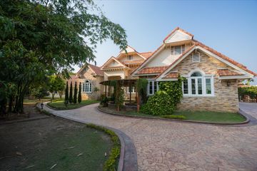 9 Bedroom House for sale in Saraphi, Chiang Mai