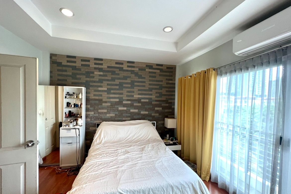 Chom Thong, Bangkok - Photo 2