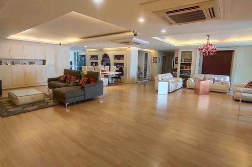 3 Bedroom Condo for sale in Khlong Tan Nuea, Bangkok near BTS Phrom Phong