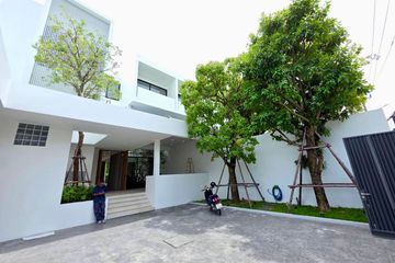4 Bedroom House for rent in Phlapphla, Bangkok near MRT Ramkhamhaeng 12