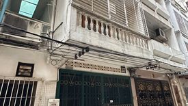 3 Bedroom Commercial for Sale or Rent in Silom, Bangkok near BTS Surasak