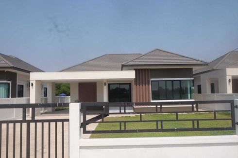 3 Bedroom House for sale in Nai Mueang, Phitsanulok