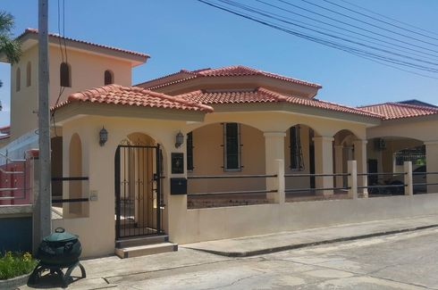 3 Bedroom House for sale in Nai Mueang, Phitsanulok