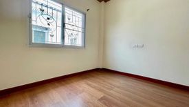 4 Bedroom House for sale in Tha Raeng, Bangkok