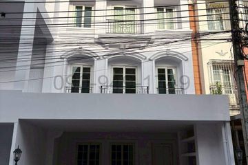 3 Bedroom Townhouse for rent in Bang Chak, Bangkok