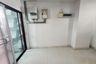 3 Bedroom Townhouse for Sale or Rent in Khlong Kum, Bangkok