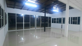 4 Bedroom Townhouse for sale in Wat Phrik, Phitsanulok