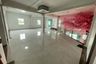 4 Bedroom Commercial for rent in Dokmai, Bangkok