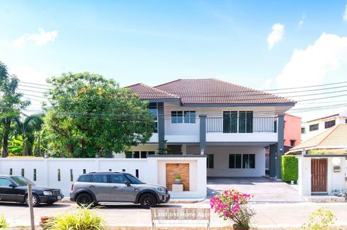 4 Bedroom House for sale in Tha Raeng, Bangkok