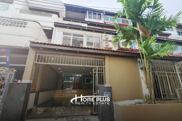 6 Bedroom Townhouse for sale in Phlapphla, Bangkok near MRT Lat Phrao 101