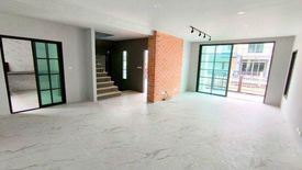4 Bedroom House for sale in The Plant Light Tiwanon-Rangsit, Bowon Niwet, Bangkok