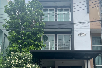 4 Bedroom Townhouse for sale in Prawet, Bangkok